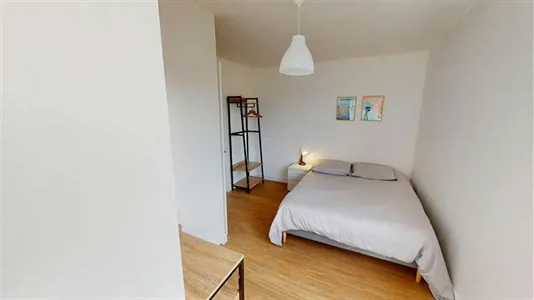 Rooms in Clermont-Ferrand - photo 1