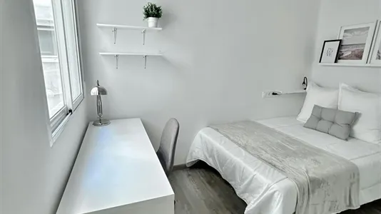 Rooms in Murcia - photo 9
