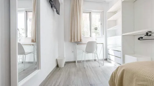 Rooms in Tavernes Blanques - photo 3