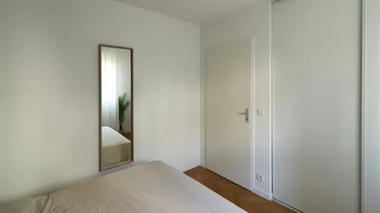 Rooms in Saint-Denis - photo 4