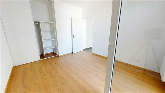 Apartments in Villefranche-sur-Saône - photo 2