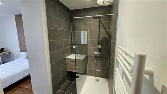 Apartments in Lyon - photo 10