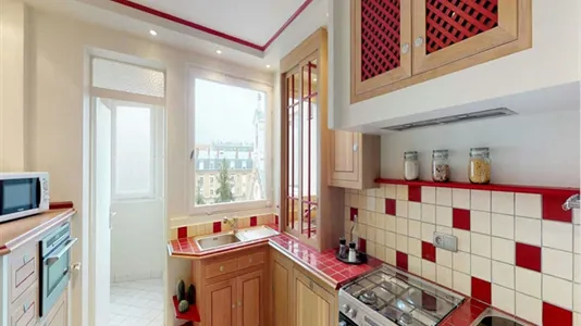 Rooms in Paris 16ème arrondissement (South) - photo 8