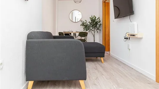 Rooms in Zaragoza - photo 10