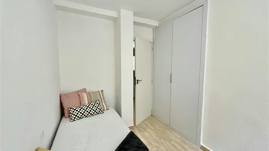 Rooms in Murcia - photo 4