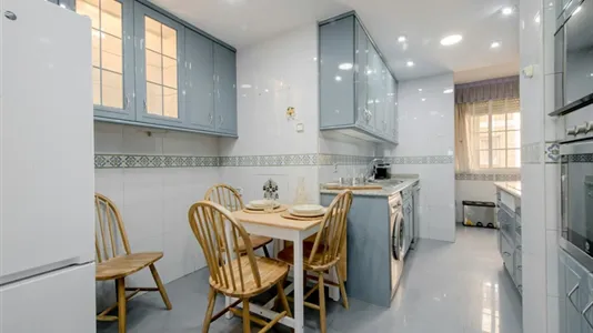 Rooms in Madrid Retiro - photo 8