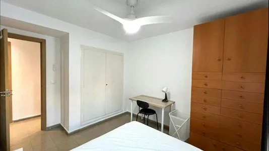 Rooms in Tavernes Blanques - photo 2