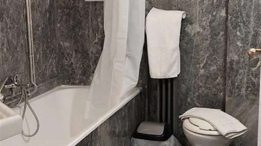 Rooms in Athens Agios Nikolaos - photo 4