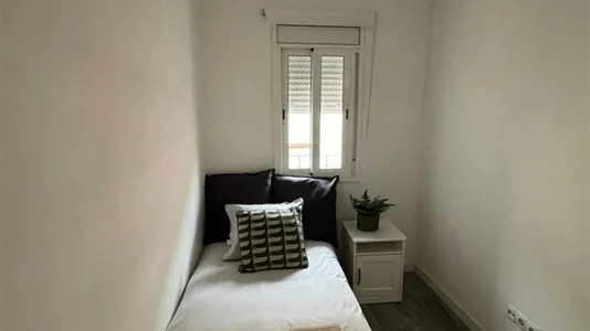 Rooms in L'Hospitalet de Llobregat - photo 2