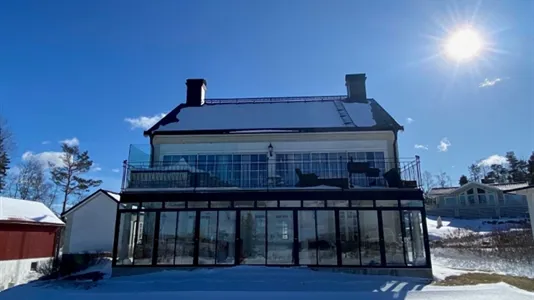 Houses in Norrtälje - photo 1