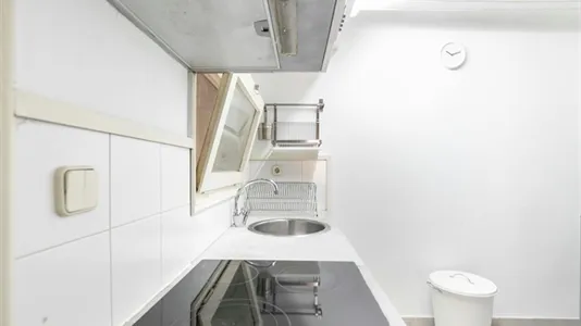 Apartments in Barcelona Ciutat Vella - photo 9