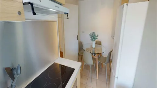 Rooms in Paris 17ème arrondissement - photo 5