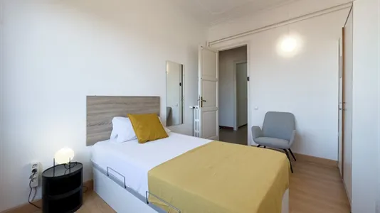 Rooms in Barcelona Ciutat Vella - photo 4