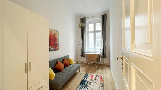 Apartments in Location is not specified - photo 5