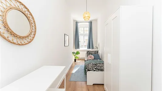 Rooms in Berlin Neukölln - photo 1