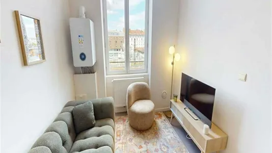 Rooms in Lyon - photo 5