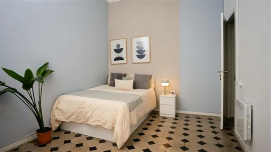 Rooms in Barcelona Ciutat Vella - photo 1
