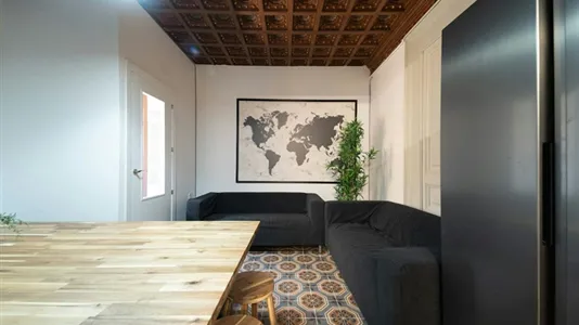 Rooms in Barcelona Ciutat Vella - photo 6