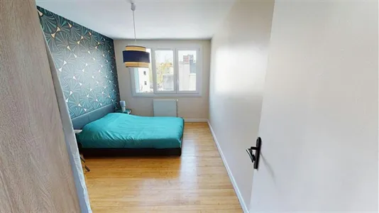 Rooms in Grenoble - photo 3