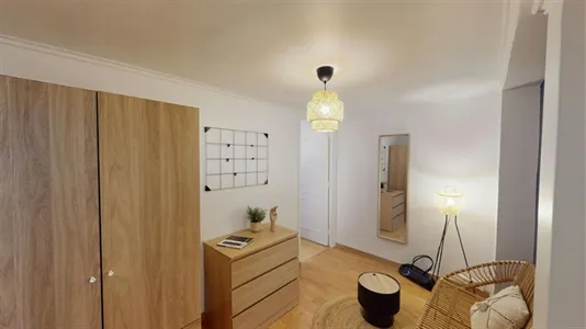 Rooms in Paris 9ème arrondissement - photo 2