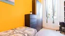Room for rent, Bologna, Emilia-Romagna, Viale Alfredo Oriani, Italy