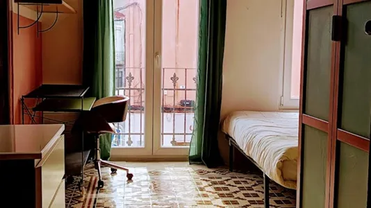 Rooms in Burjassot - photo 1