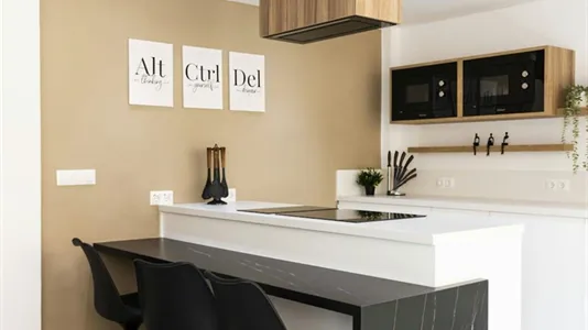 Rooms in Málaga - photo 5