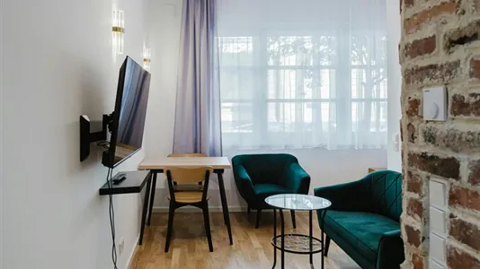 Apartments in Berlin Tempelhof-Schöneberg - photo 2