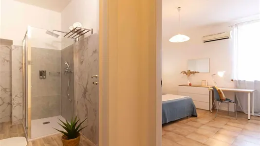 Houses in Vidigulfo - photo 6