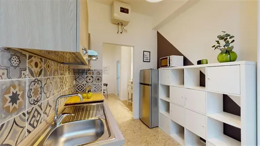 Rooms in Brescia - photo 8