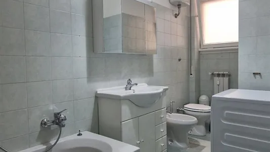 Rooms in Roma Municipio VIII – Appia Antica - photo 7
