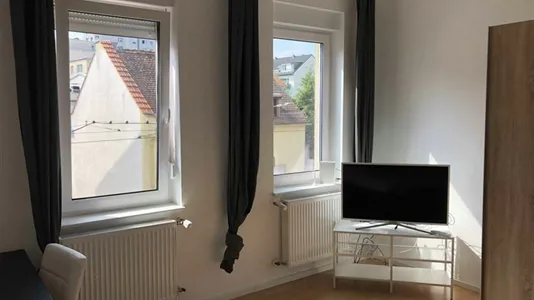 Rooms in Frankfurt Süd - photo 2