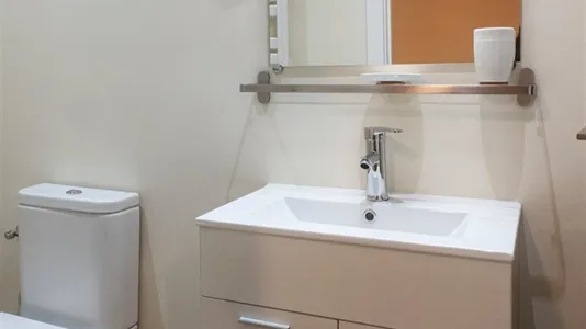 Rooms in Madrid Chamberí - photo 8