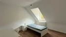 Room for rent, Stuttgart, &lt;span class=&quot;blurred street&quot; onclick=&quot;ProcessAdRequest(1111339)&quot;&gt;&lt;span class=&quot;hint&quot;&gt;See streetname&lt;/span&gt;[xxxxxxxxxxxxx]&lt;/span&gt;