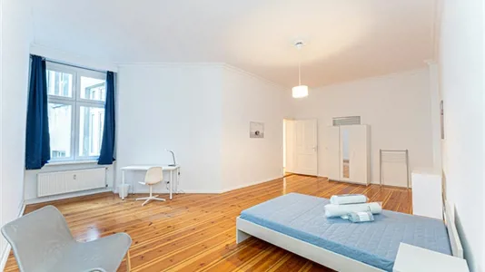 Rooms in Berlin Friedrichshain-Kreuzberg - photo 3