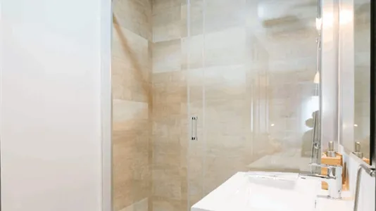 Rooms in Bilbao - photo 5