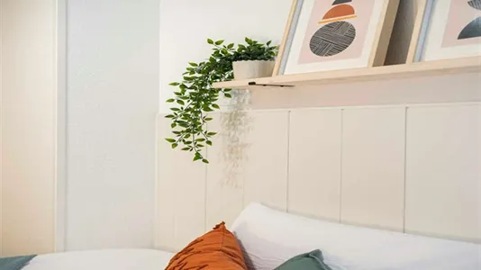 Rooms in Madrid Tetuán - photo 9