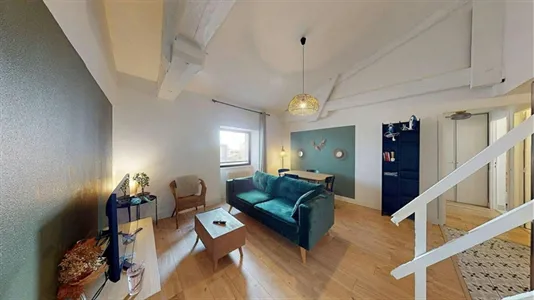 Apartments in Bordeaux - photo 2