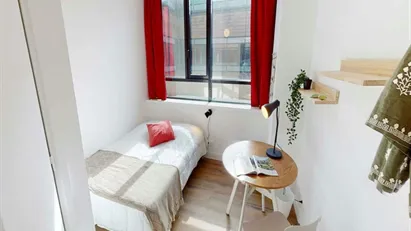 Room for rent in Nanterre, Île-de-France