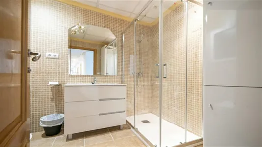 Rooms in Valencia Ciutat Vella - photo 9