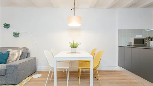 Apartments in Barcelona Ciutat Vella - photo 5