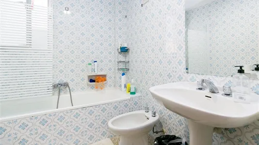 Rooms in Granada - photo 10