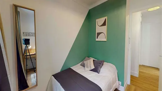 Rooms in Paris 17ème arrondissement - photo 2