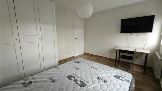 Rooms in Madrid Ciudad Lineal - photo 6