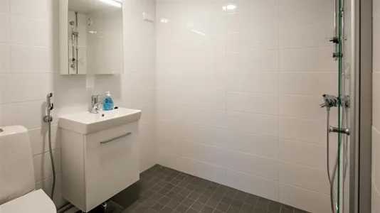 Rooms in Helsinki Keskinen - photo 4