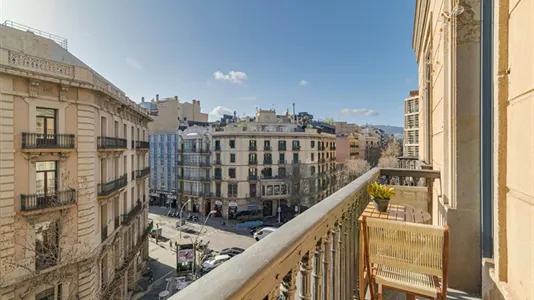 Rooms in Barcelona Eixample - photo 9