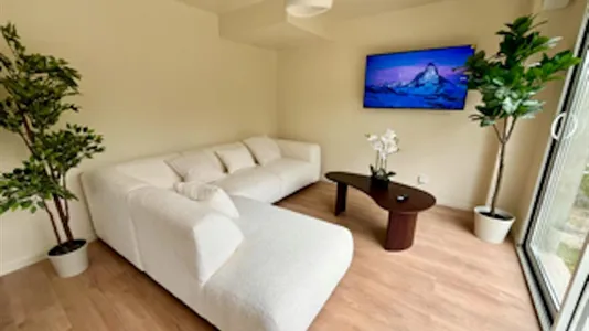 Houses in Caen - photo 2