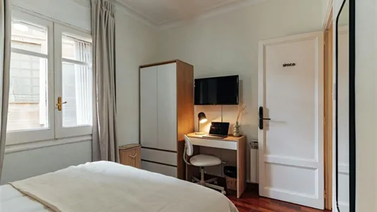 Rooms in Barcelona Gràcia - photo 2