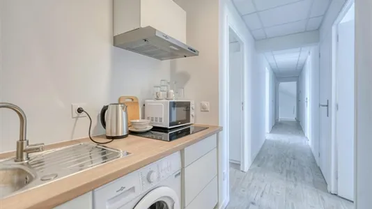 Apartments in Bobigny - photo 8