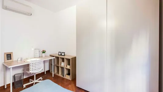 Rooms in Milano Zona 5 - Vigentino, Chiaravalle, Gratosoglio - photo 5